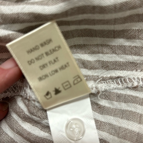 Soft crinkly wear with everything top - Picture 14 of 14